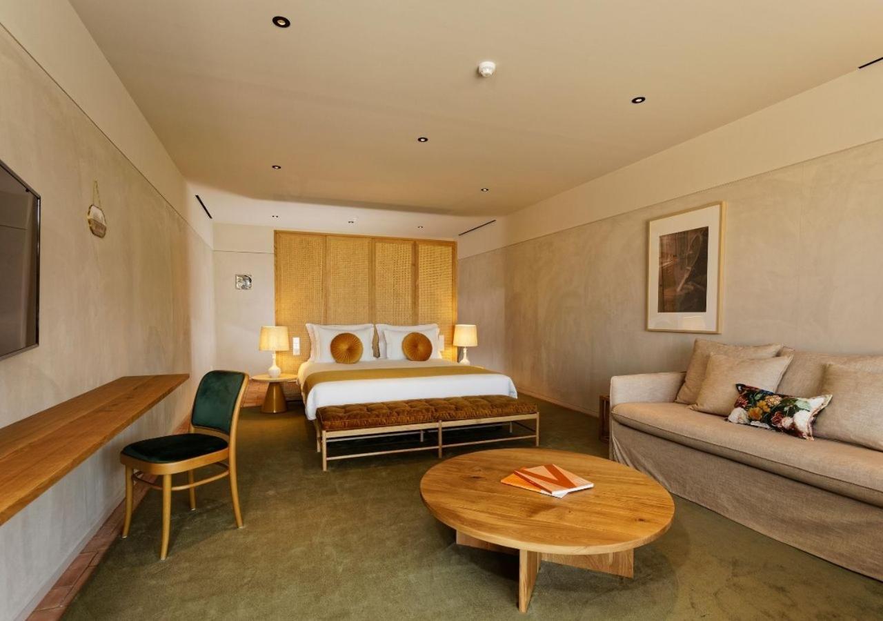 Montebelo Vista Alegre Ilhavo Hotel Exterior photo A room at the hotel
